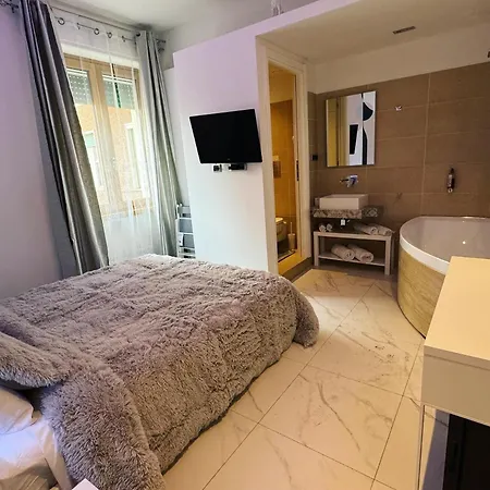 ゲストハウス Cagliari Love Suite カリアリ