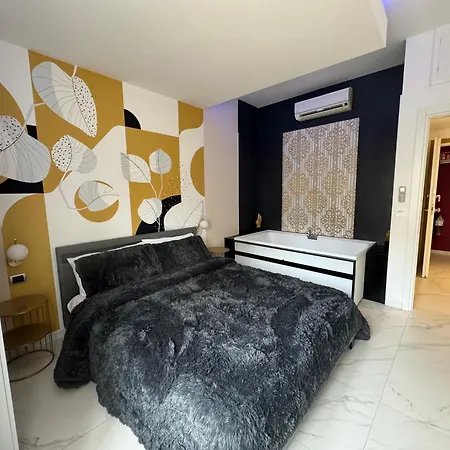 Cagliari Love Suite ゲストハウス カリアリ