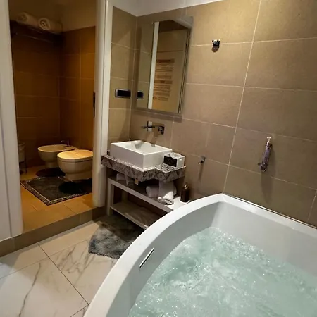 Cagliari Love Suite 4*