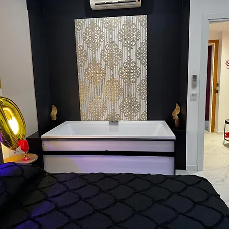 Cagliari Love Suite 4* カリアリ